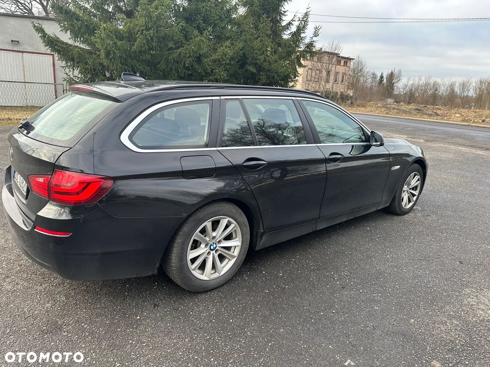BMW Seria 5 520i - 5