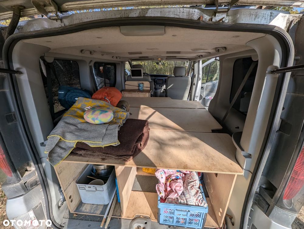 Renault Trafic 1.9 dCi Passenger Authentique - 9