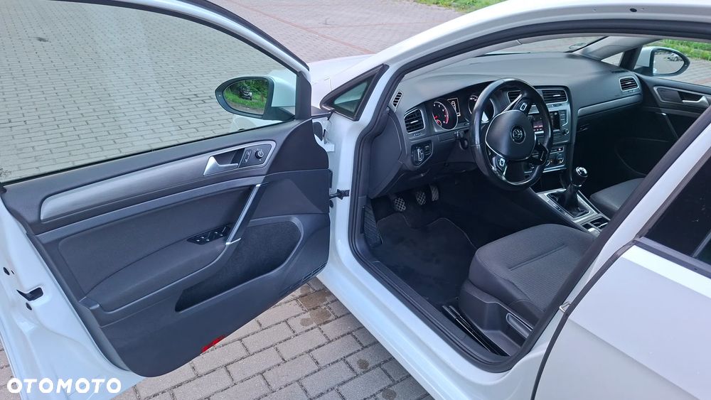 Volkswagen Golf 1.2 TSI BlueMotion Technology Comfortline - 9
