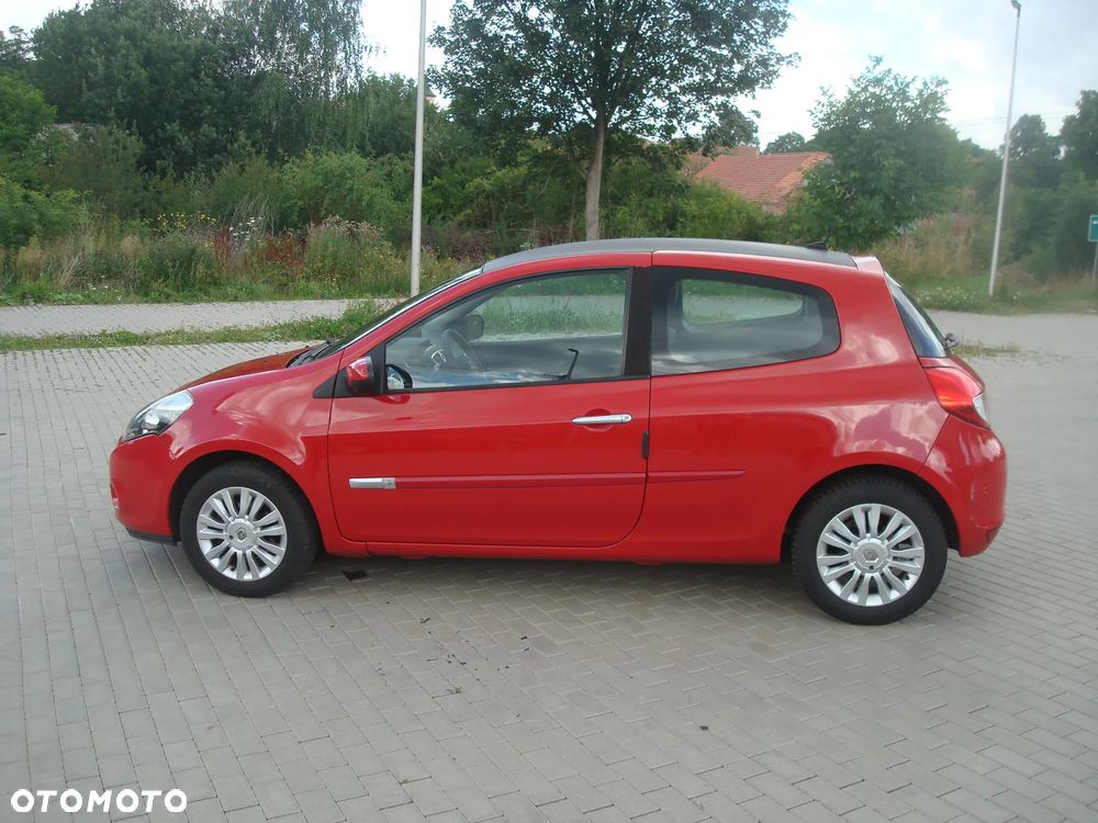 Renault Clio 1.5 dCi Extreme - 17