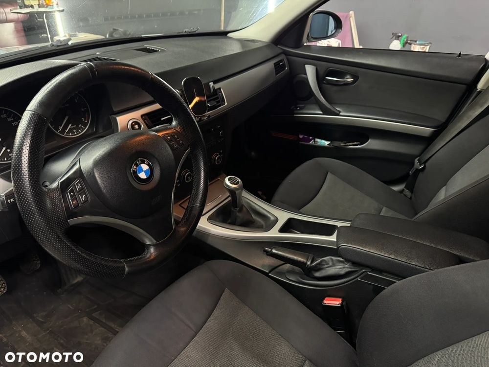 BMW Seria 3 - 14