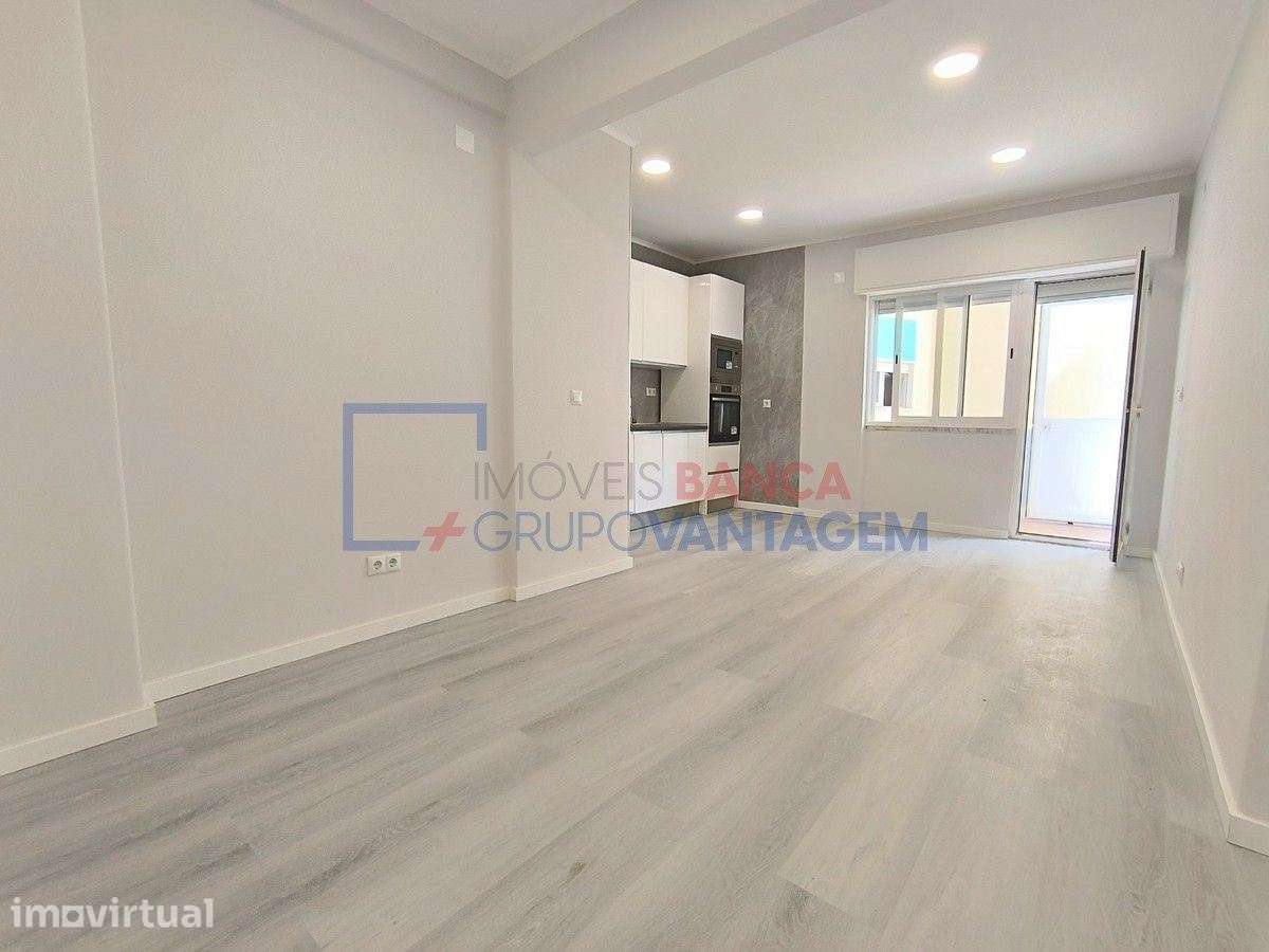 T1 Amadora Remodelado - Grande imagem: 2/30