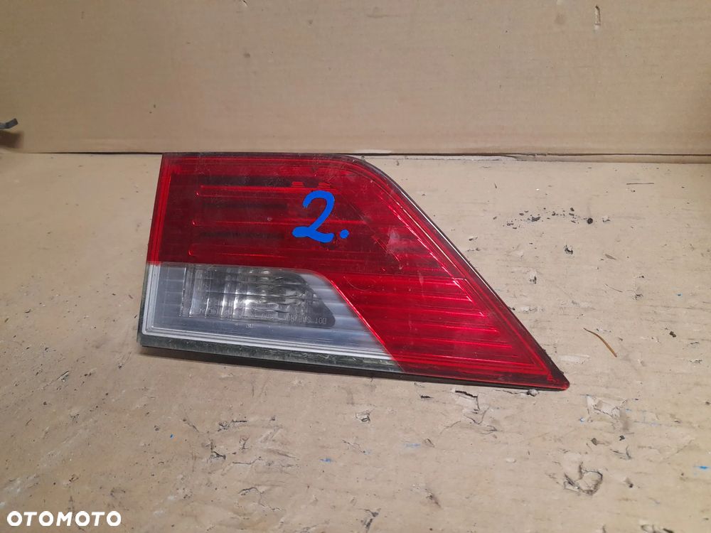 LAMPA PRAWY TYŁ W KLAPĘ BMW X3 E83 nr 7162214 - 2