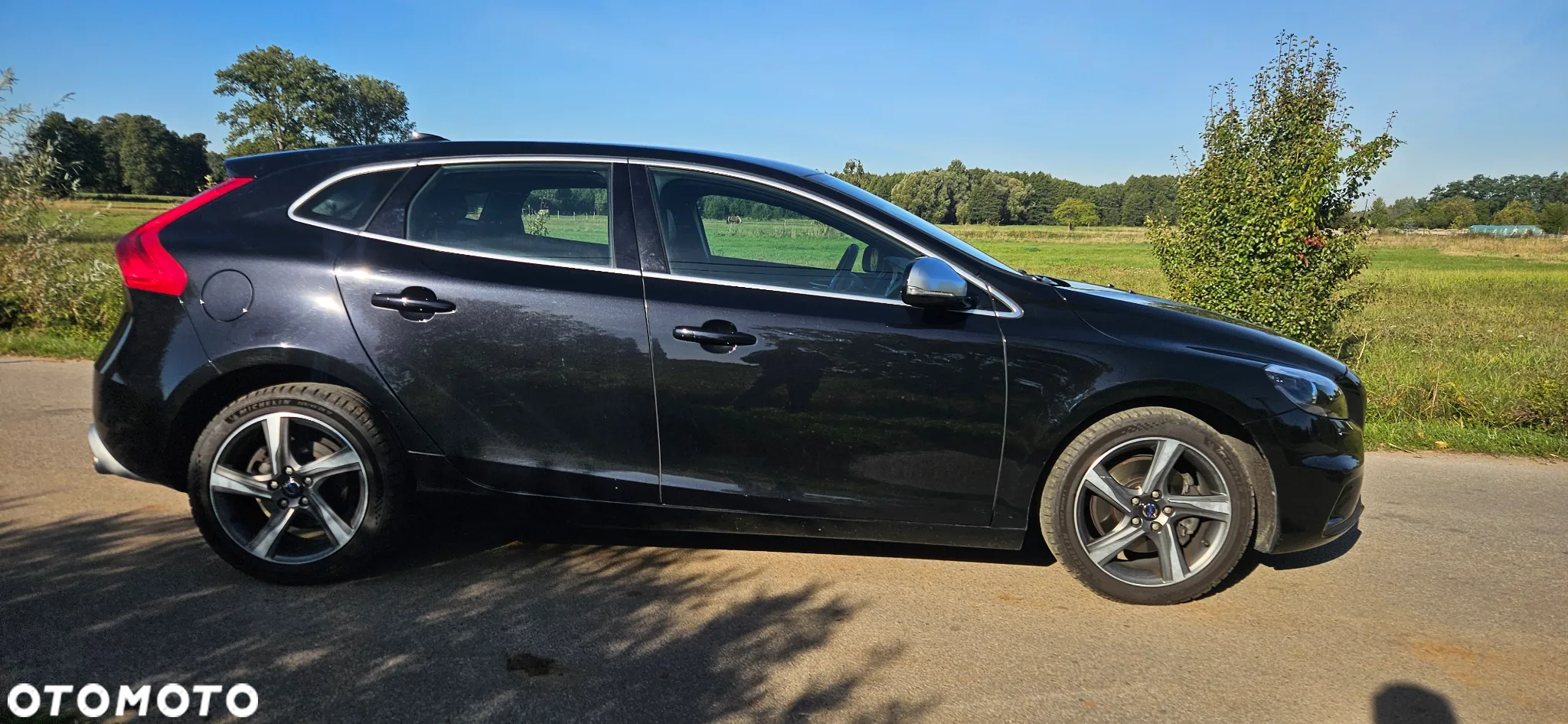 Volvo V40 T3 R-Design - 6