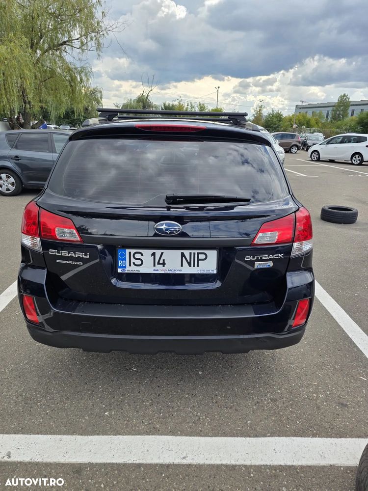 Subaru Outback 2013 photo 4