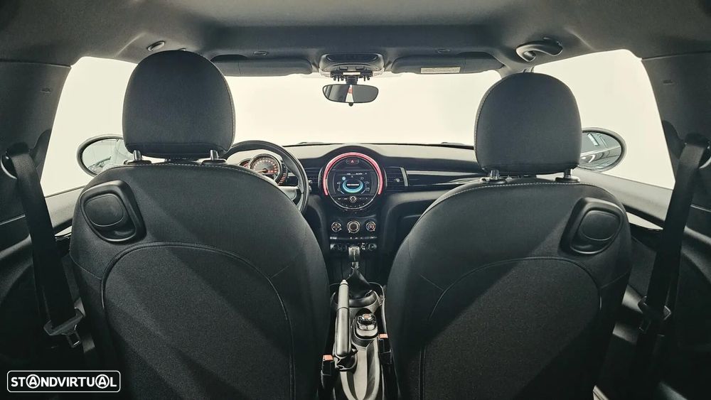 MINI 3 Portas One - 26