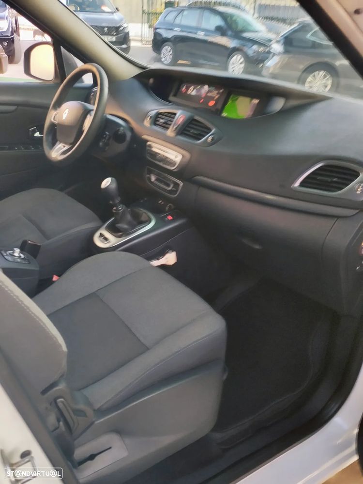 Renault Grand Scénic 1.6 dCi Expression SS - 8