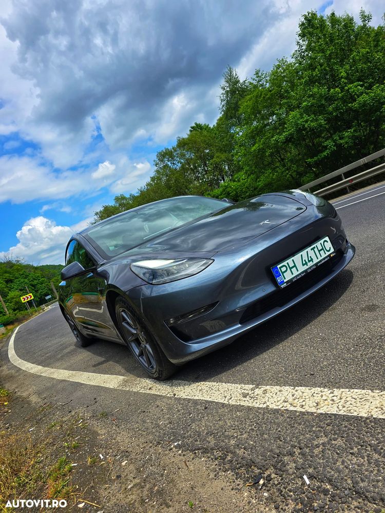 Tesla Model 3 Long Range - 2