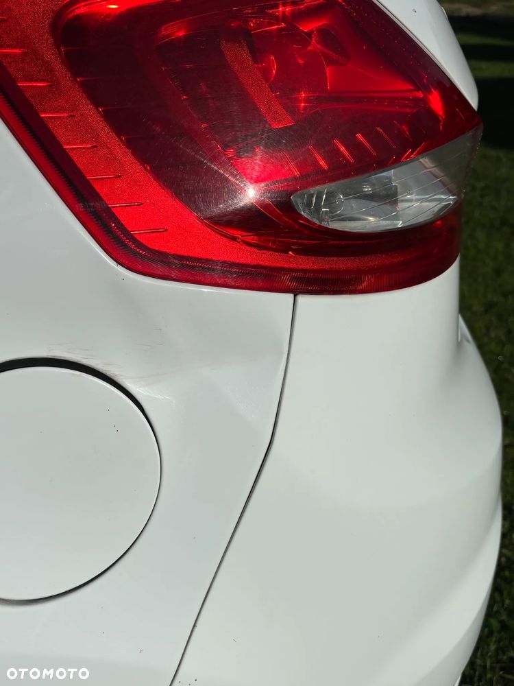 Ford Fiesta 2009 photo 2