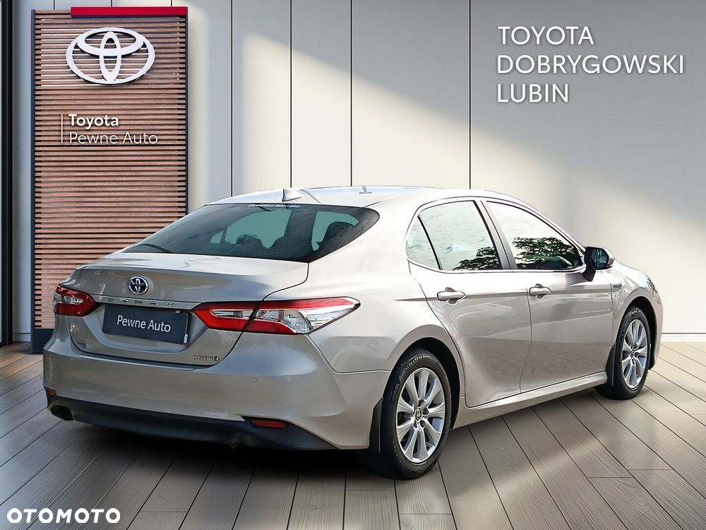 Toyota Camry 2.5 Hybrid Comfort CVT - 5