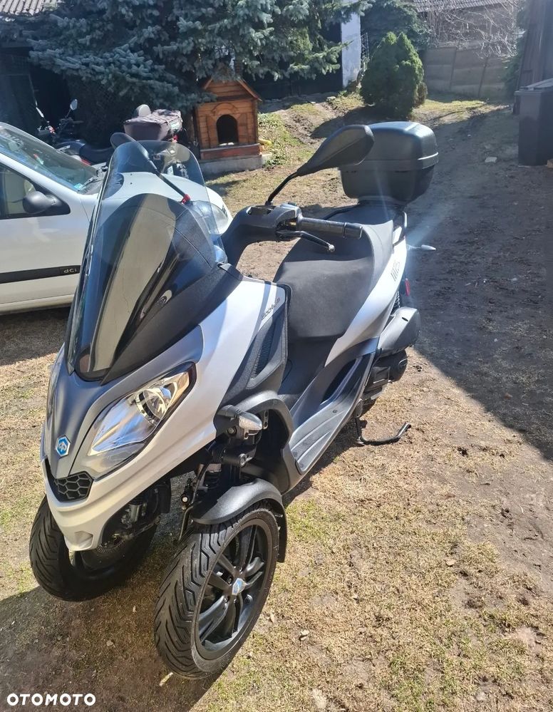 Piaggio MP-3 - 6