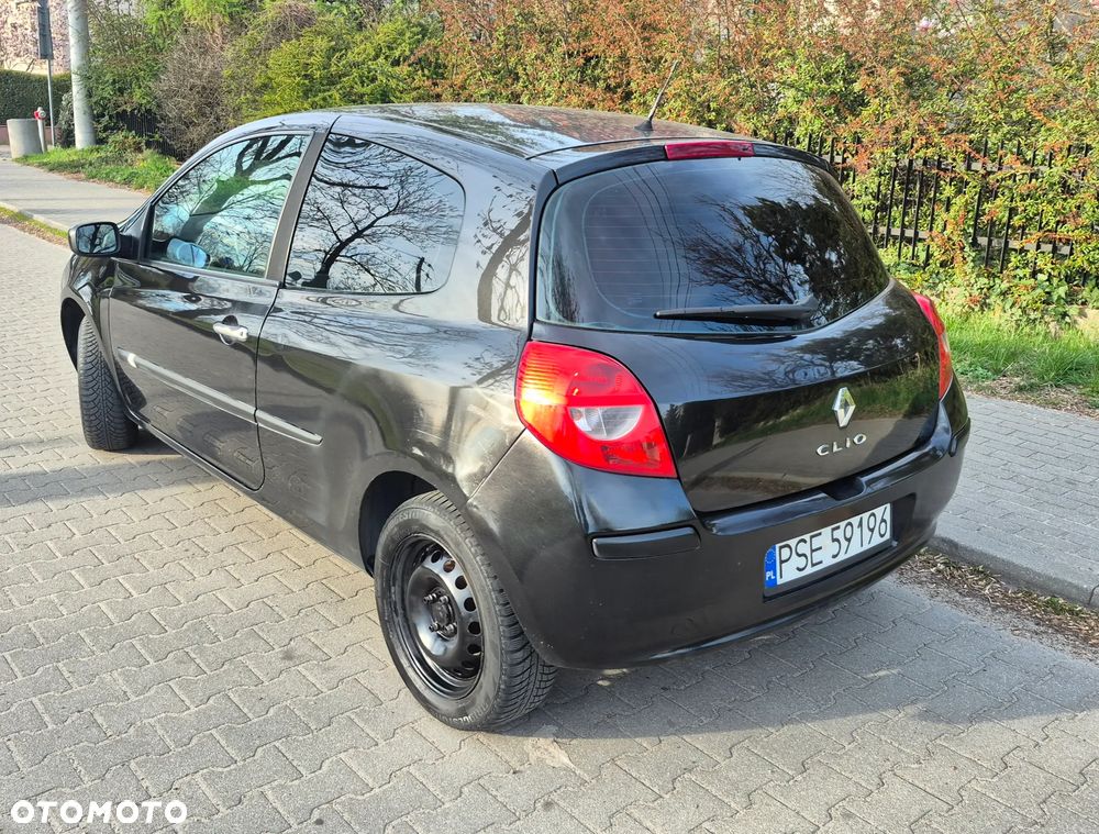 Renault Clio 1.5 dCi All Inclusive - 4