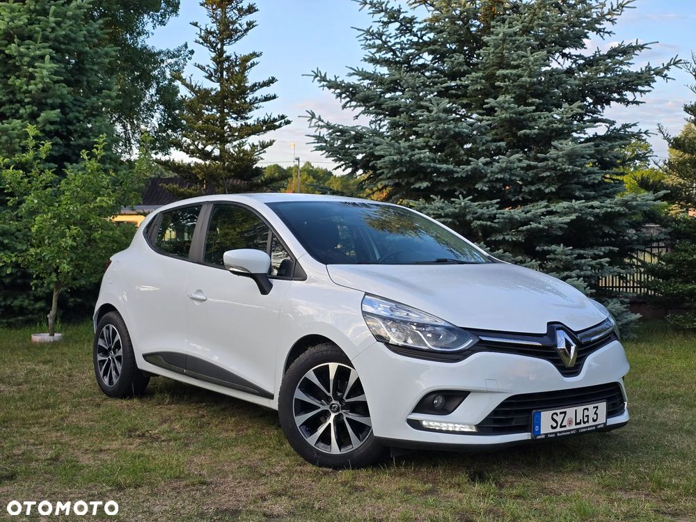 Renault Clio - 1