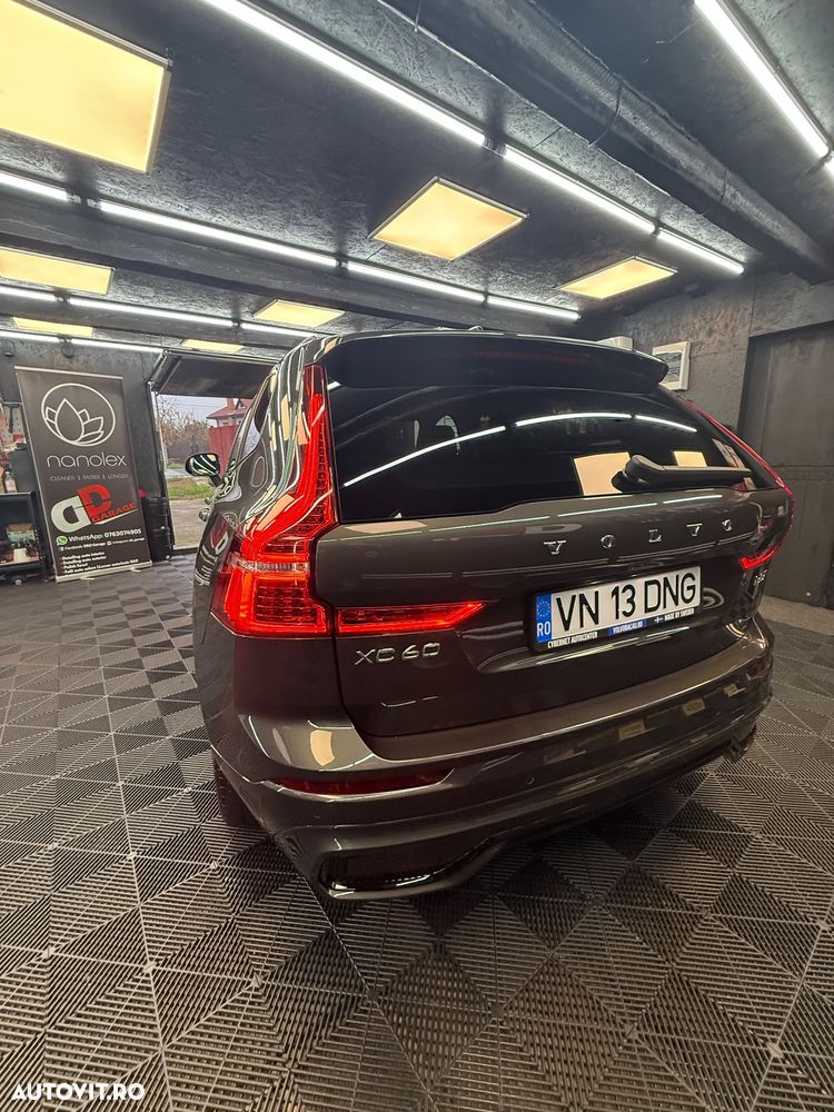 Volvo XC 60 B5 B AWD Geartronic RDesign - 13