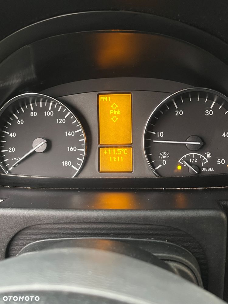 Mercedes-Benz Sprinter - 18