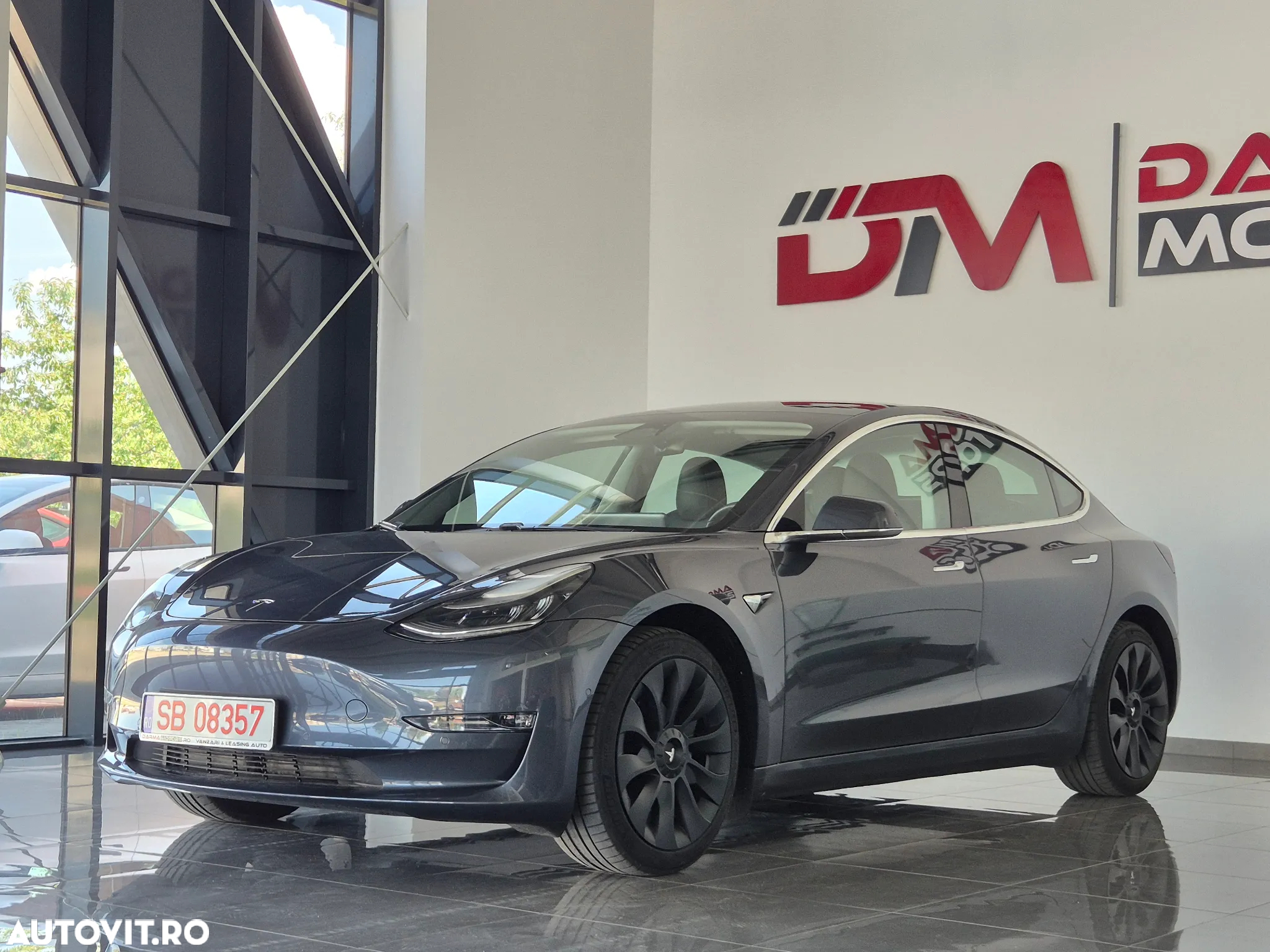 Tesla Model 3 Langstreckenbatterie Allradantrieb Dual Motor - 3