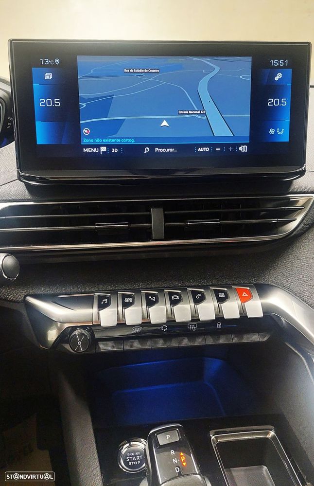 Peugeot 3008 1.5 BlueHDi Allure Pack EAT8 - 19