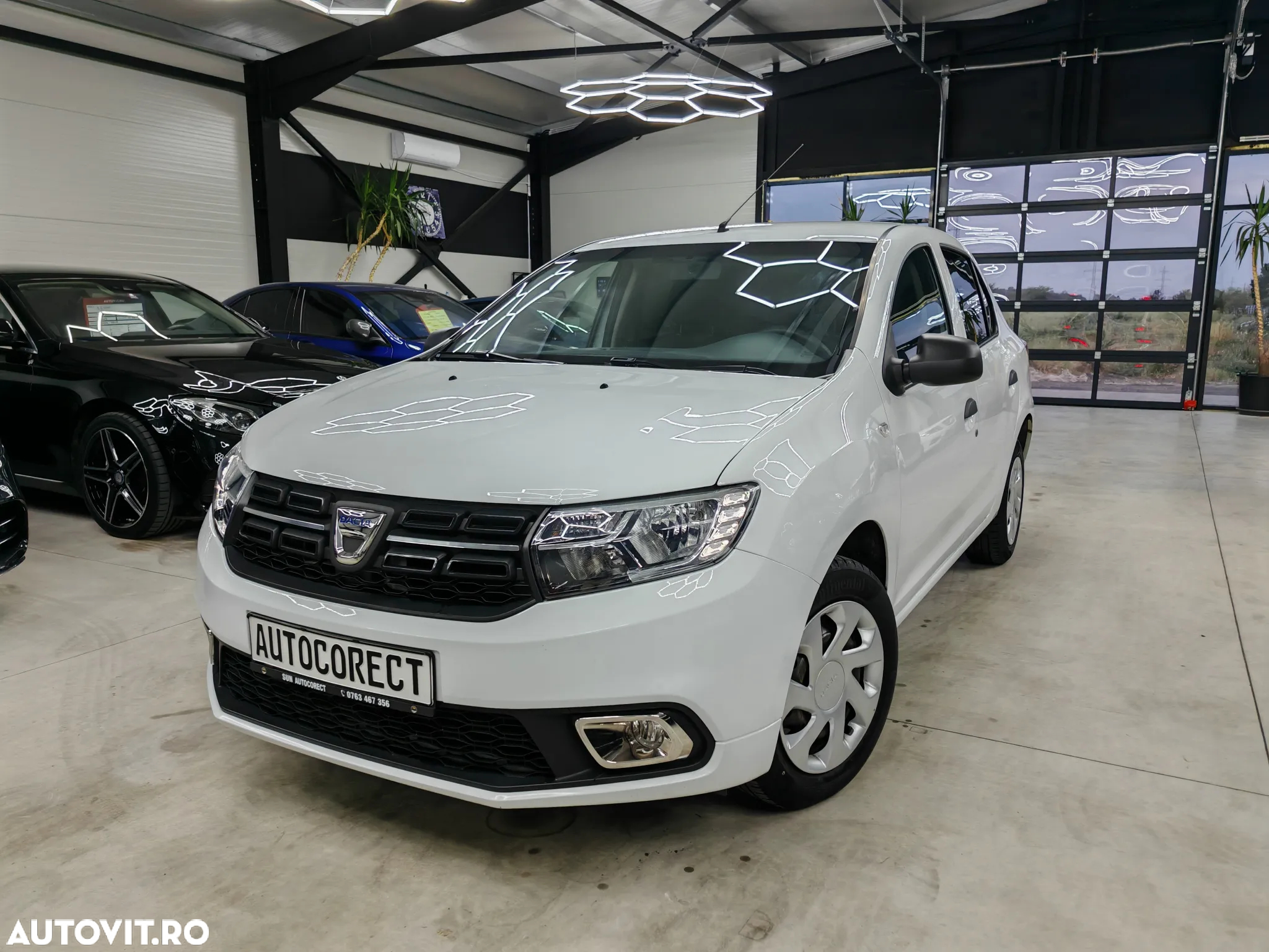 Dacia Logan 1.0 SCe Laureate - 3