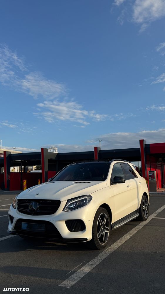 Mercedes-Benz GLE - 1
