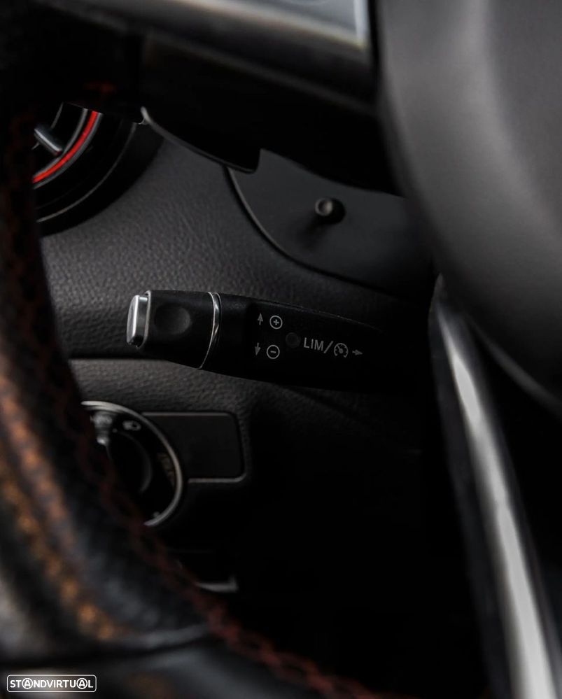 Mercedes-Benz CLA 45 AMG - 22