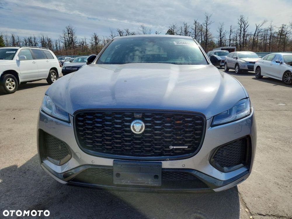 Jaguar F-Pace - 7