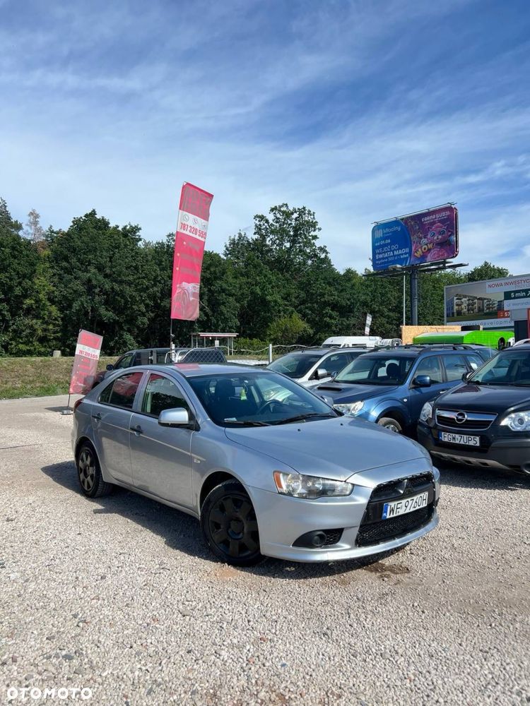Mitsubishi Lancer - 2