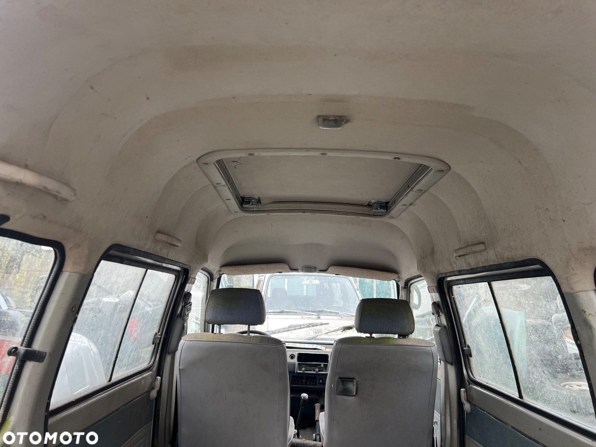 Słup silnika Subaru libero e10 e12 1.2benzyna - 12
