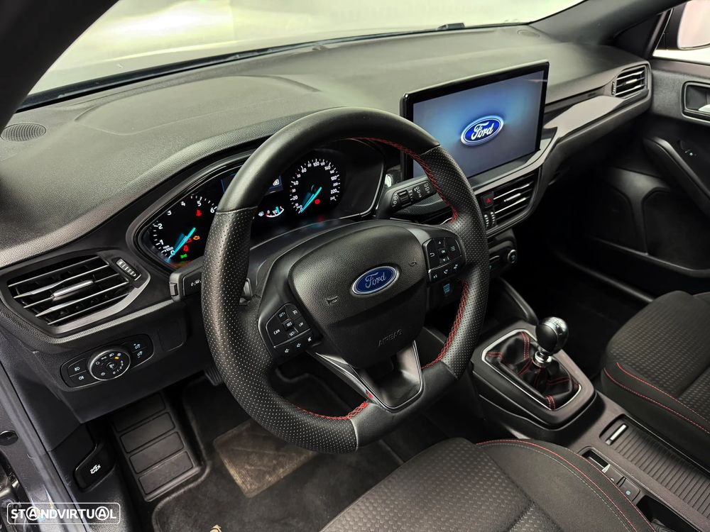 Ford Focus 1.0 EcoBoost MHEV ST-Line - 9