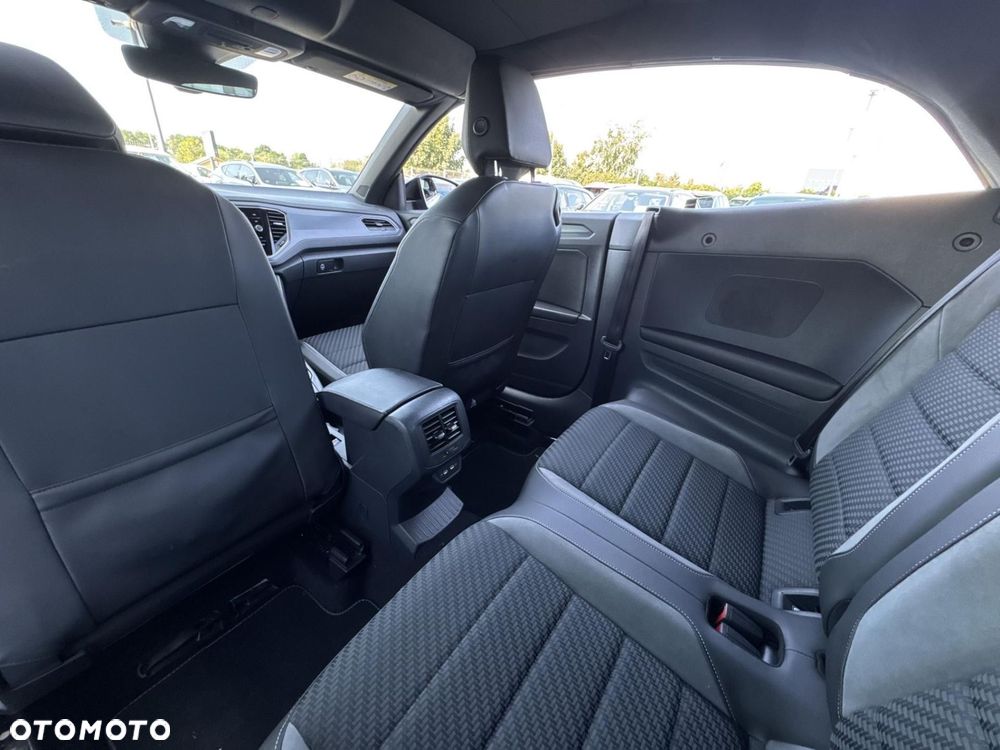 Volkswagen T-Roc - 31
