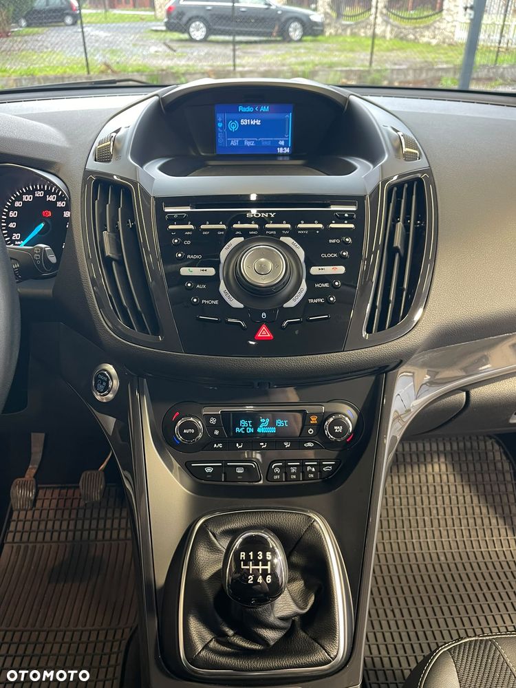Ford Kuga 1.6 EcoBoost 2x4 Individual - 13