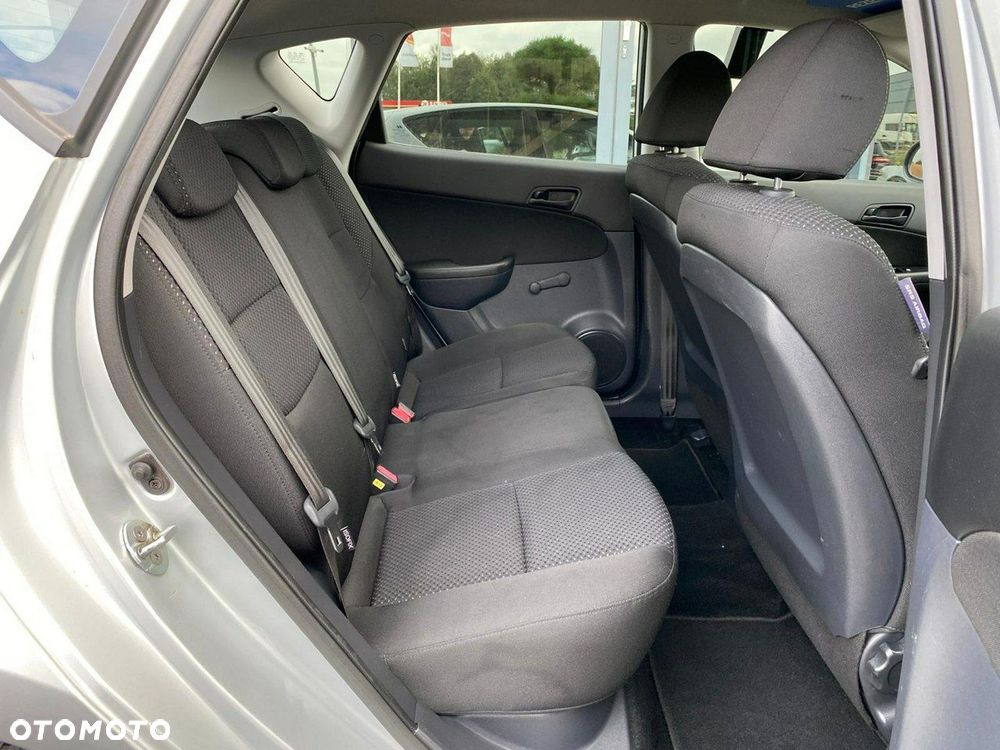 Hyundai i30 1.4 Classic + - 8