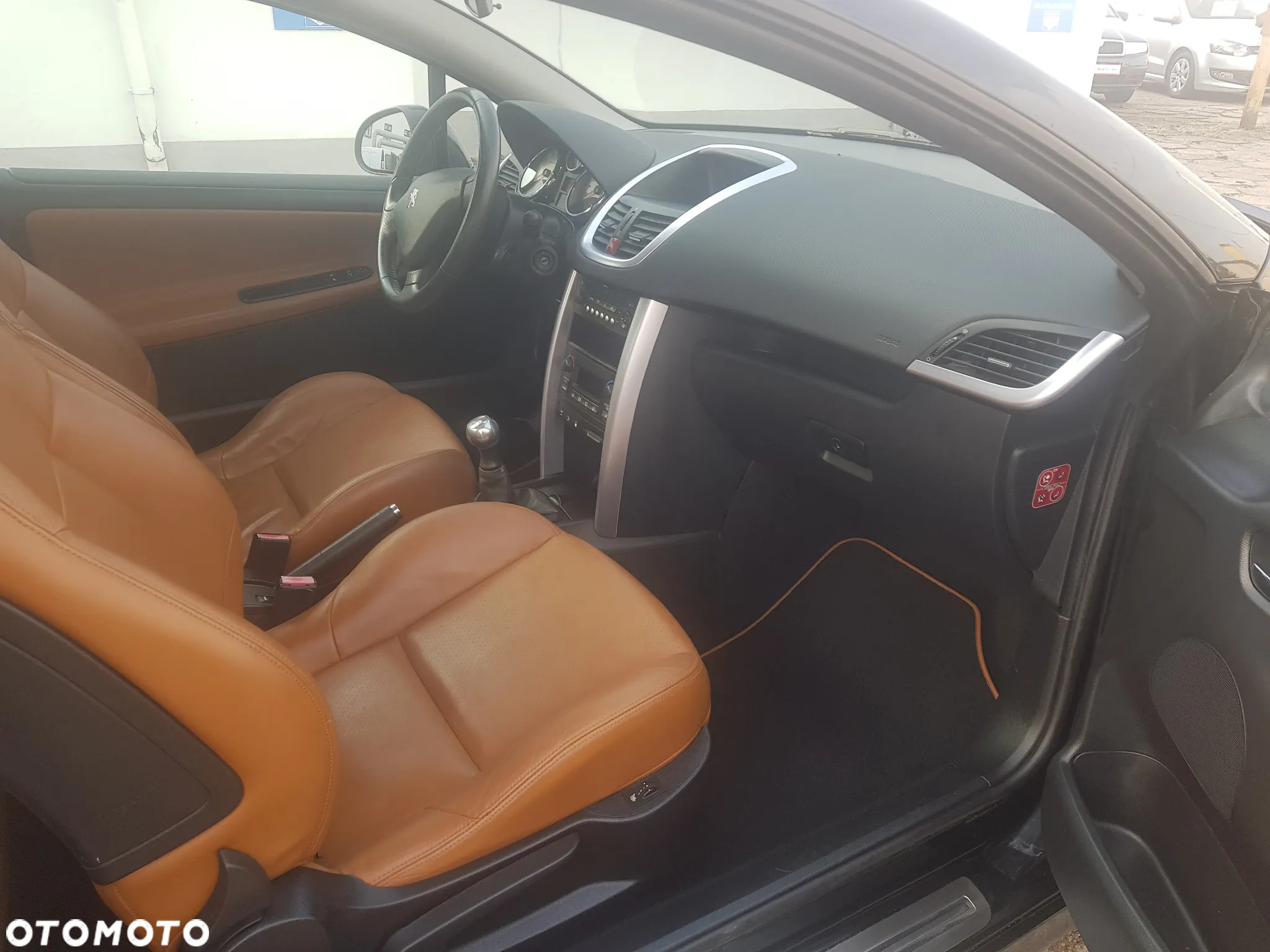 Peugeot 207 CC - 12