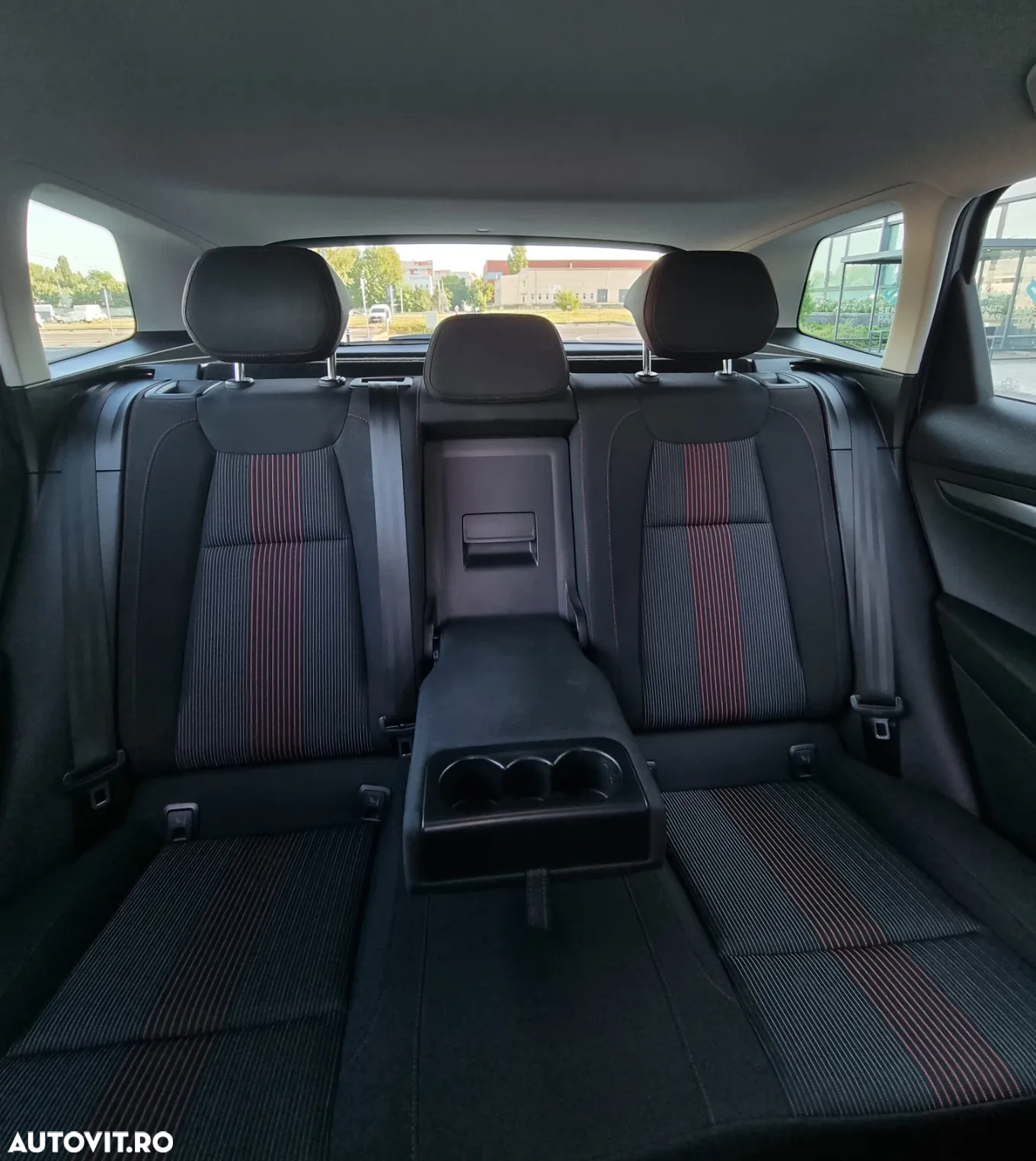 Skoda Karoq 2.0 TDI 4X4 DSG Sportline - 28