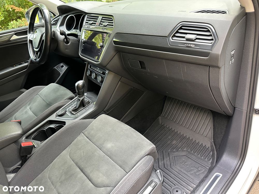 Volkswagen Tiguan 2.0 TDI SCR 4Mot Elegance DSG - 9