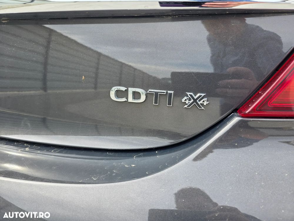 Opel Insignia 2.0 CDTI 4x4 Automatik Business Innovation - 4