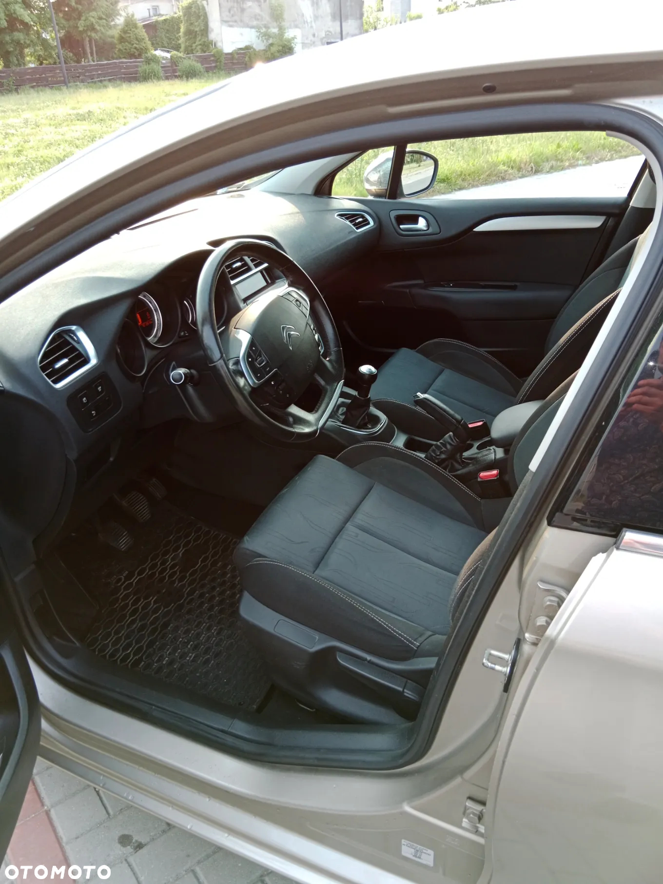 Citroën C4 HDi 90 Business Class - 5