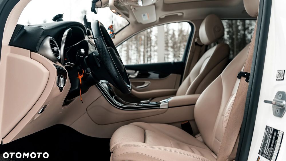 Mercedes-Benz GLC - 17