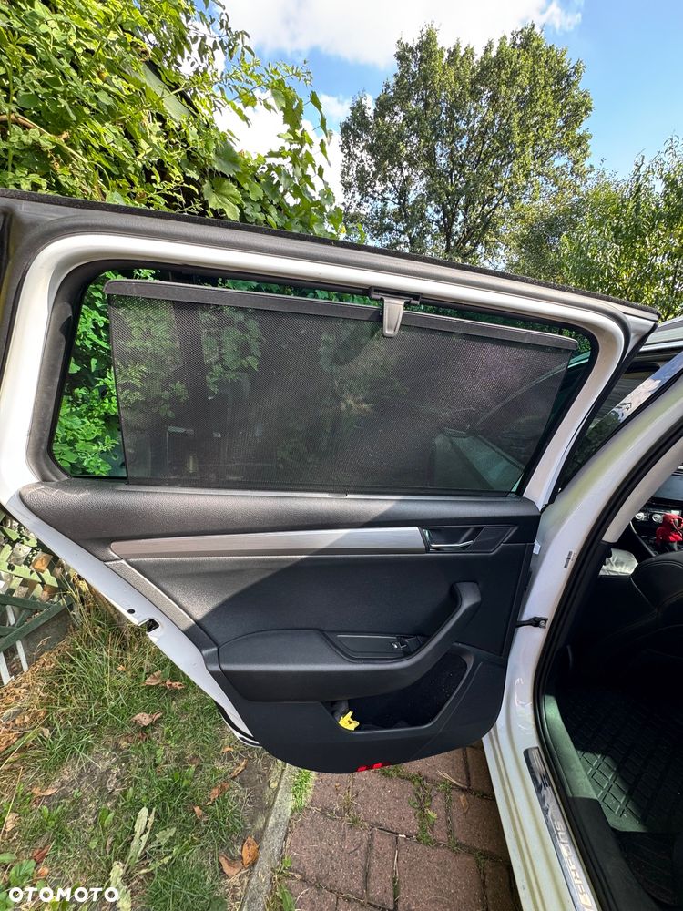 Skoda Superb 2.0 TDI L&K DSG - 18