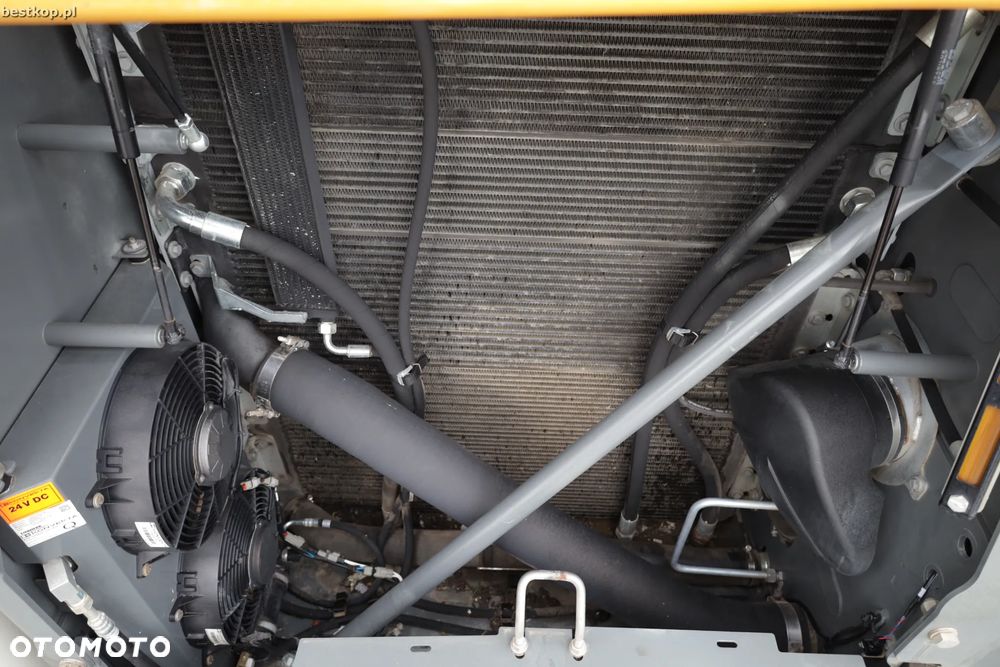 Liebherr L566 XPower - 35