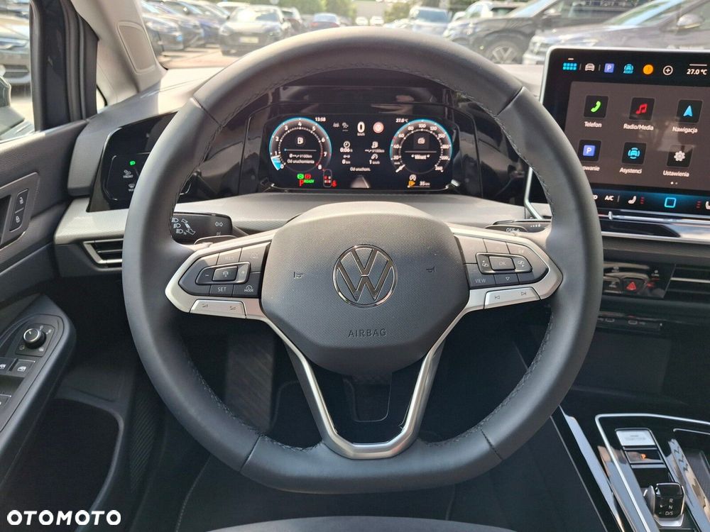 Volkswagen Golf - 28