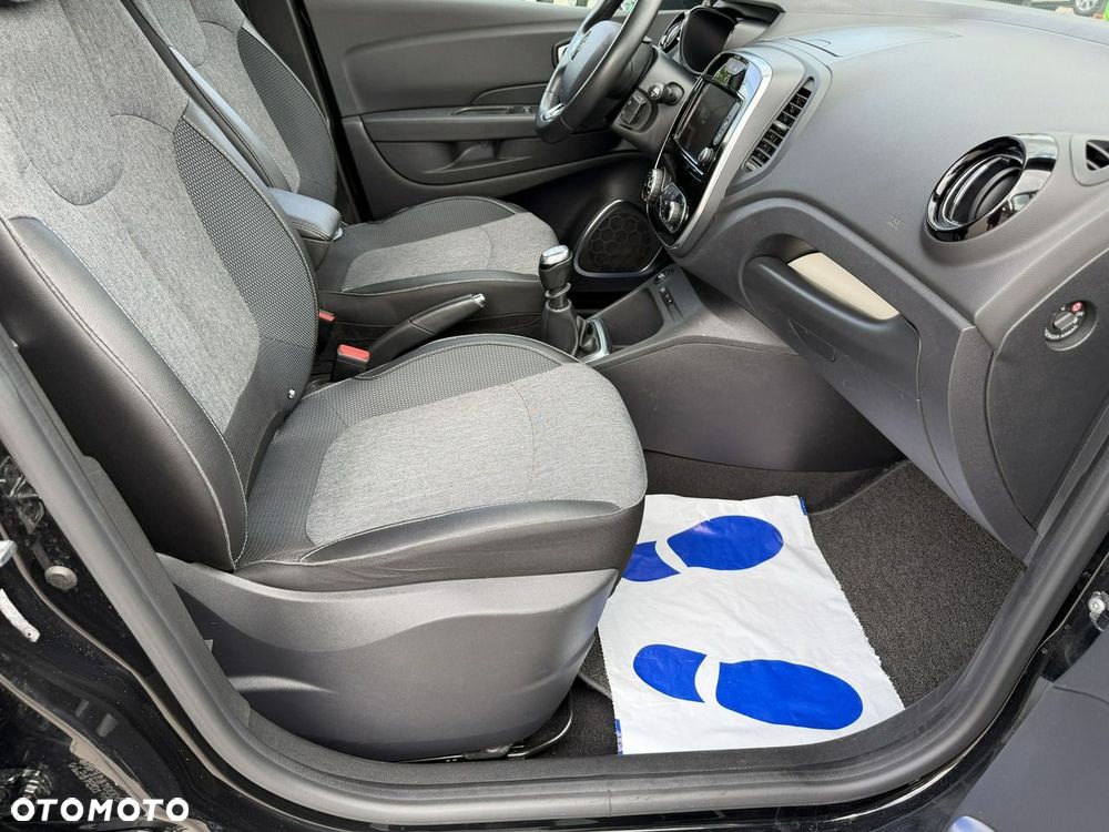 Renault Captur - 36