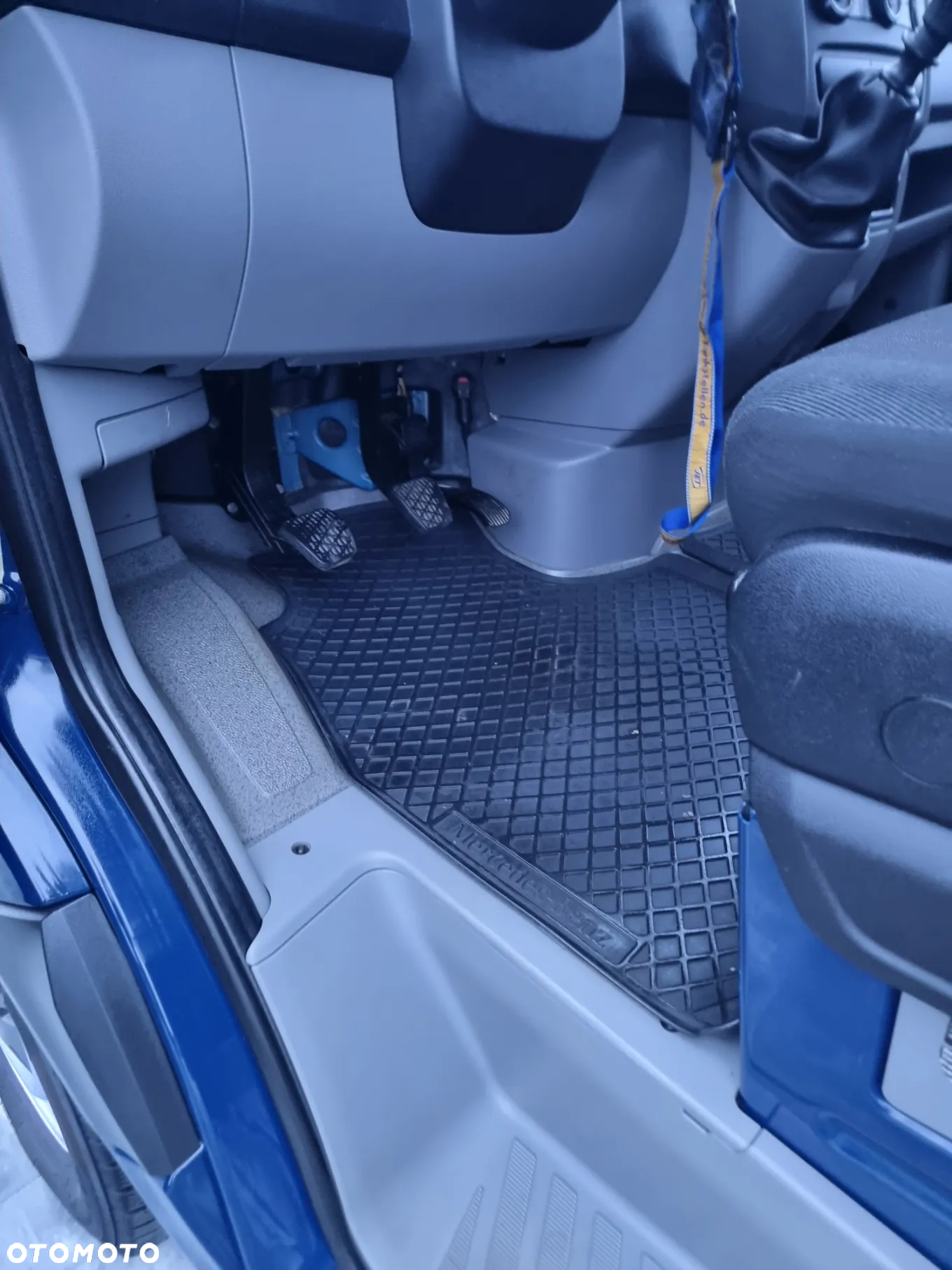 Mercedes-Benz Sprinter - 29
