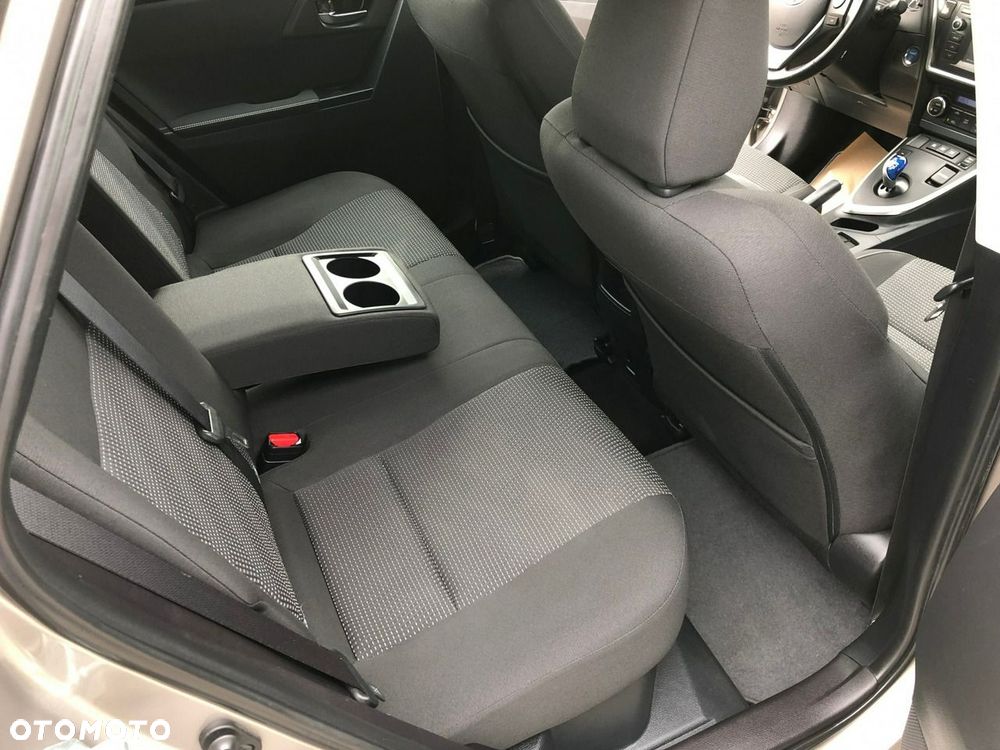 Toyota Auris - 11