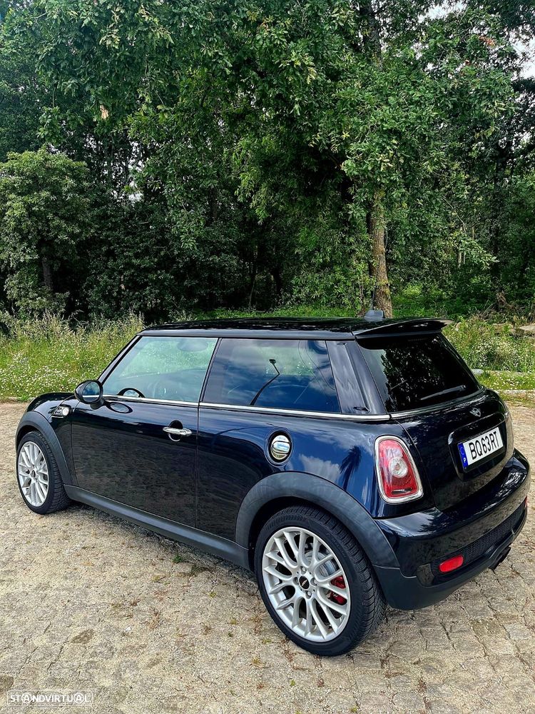 MINI 3 Portas John Cooper Works - 1