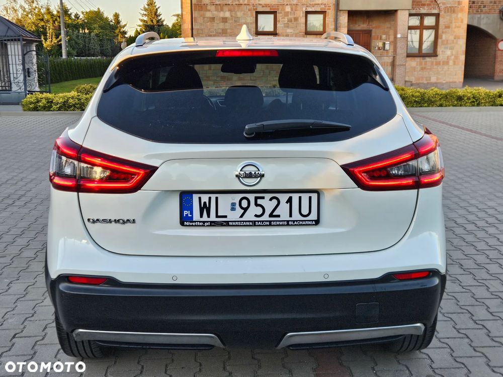 Nissan Qashqai 1.2 DIG-T N-Connecta Xtronic EU6 - 39