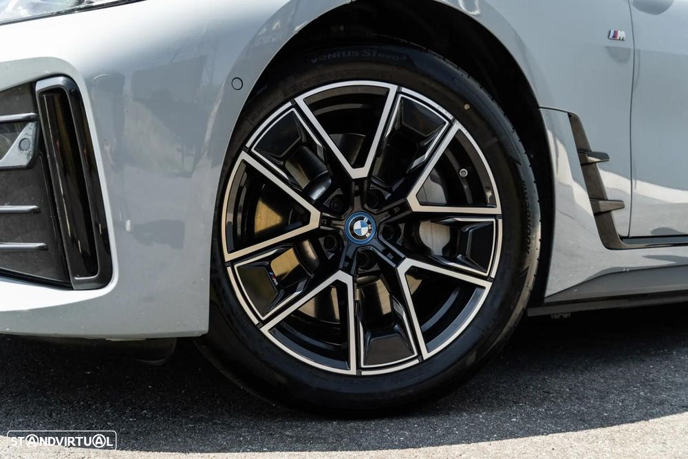 BMW i4 eDrive40 Pack Desportivo M - 26
