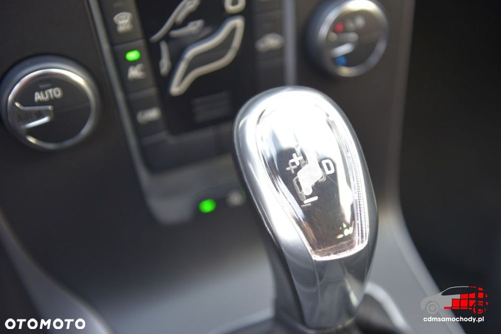 Volvo V40 - 27
