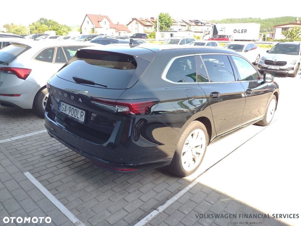 Skoda Superb 1.5 TSI mHEV Selection DSG - 5