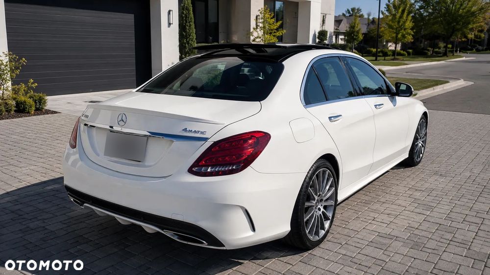 Mercedes-Benz Klasa C 300 9G-TRONIC AMG Line - 4