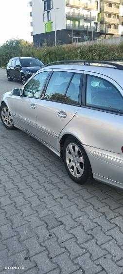 Mercedes-Benz W123 - 1